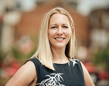 Victoria Jones